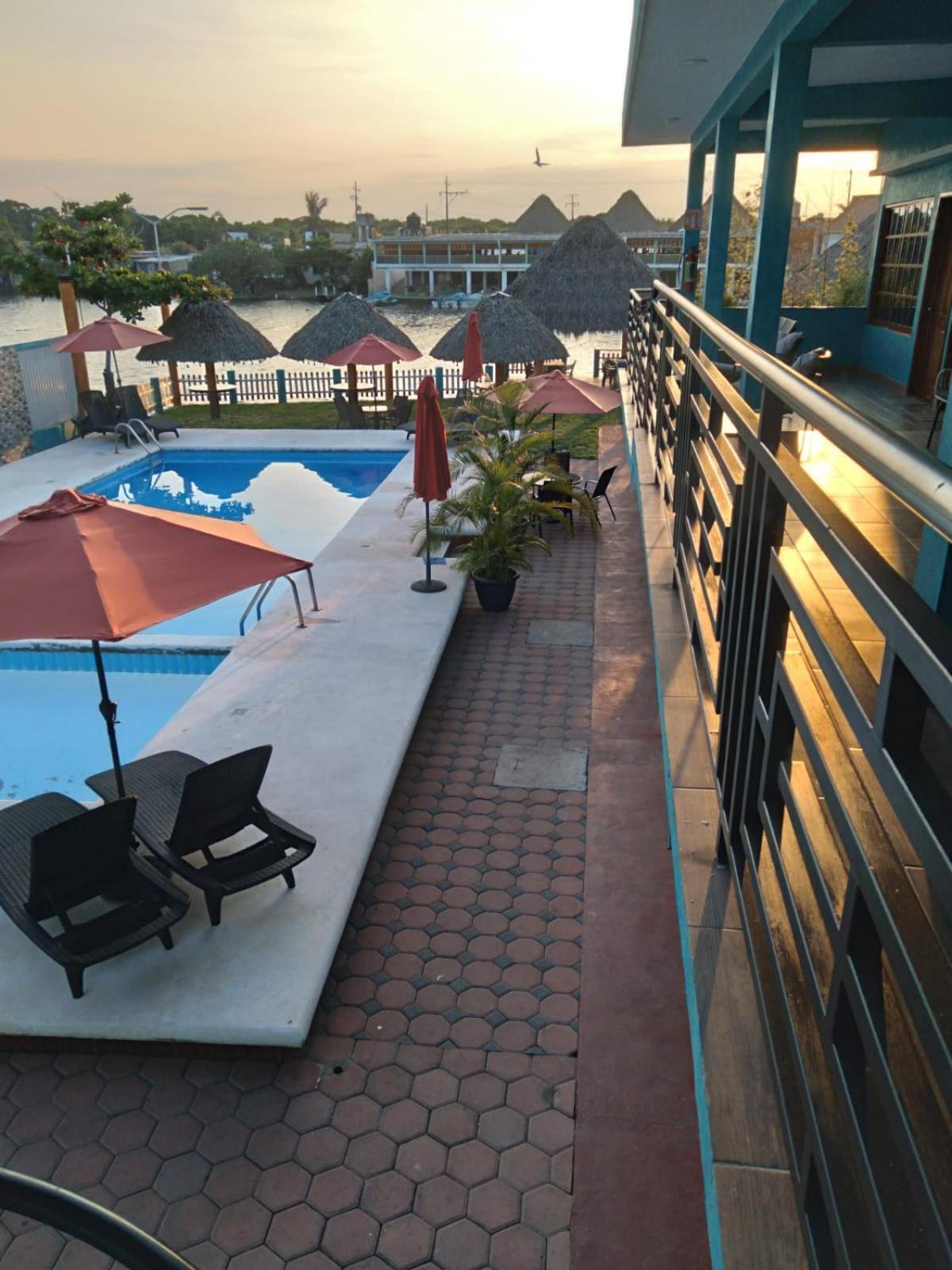 Hotel La Cueva Del Pirata Casitas Exterior foto