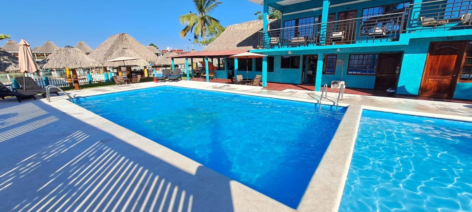 Hotel La Cueva Del Pirata Casitas Exterior foto